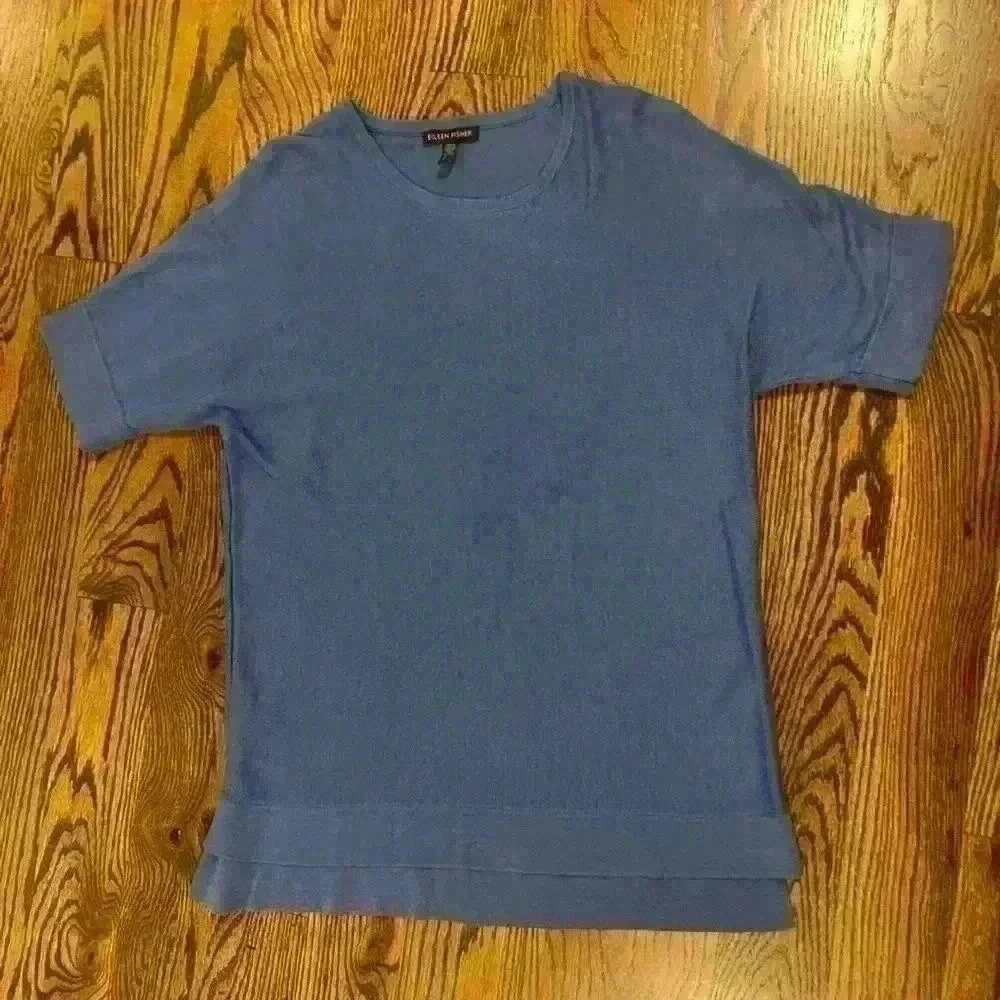 Eileen Fisher blue short sleeve lightweight sweater with split hem size small